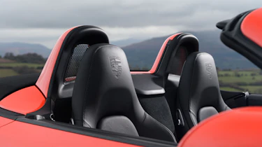 Porsche 718 Boxster seats