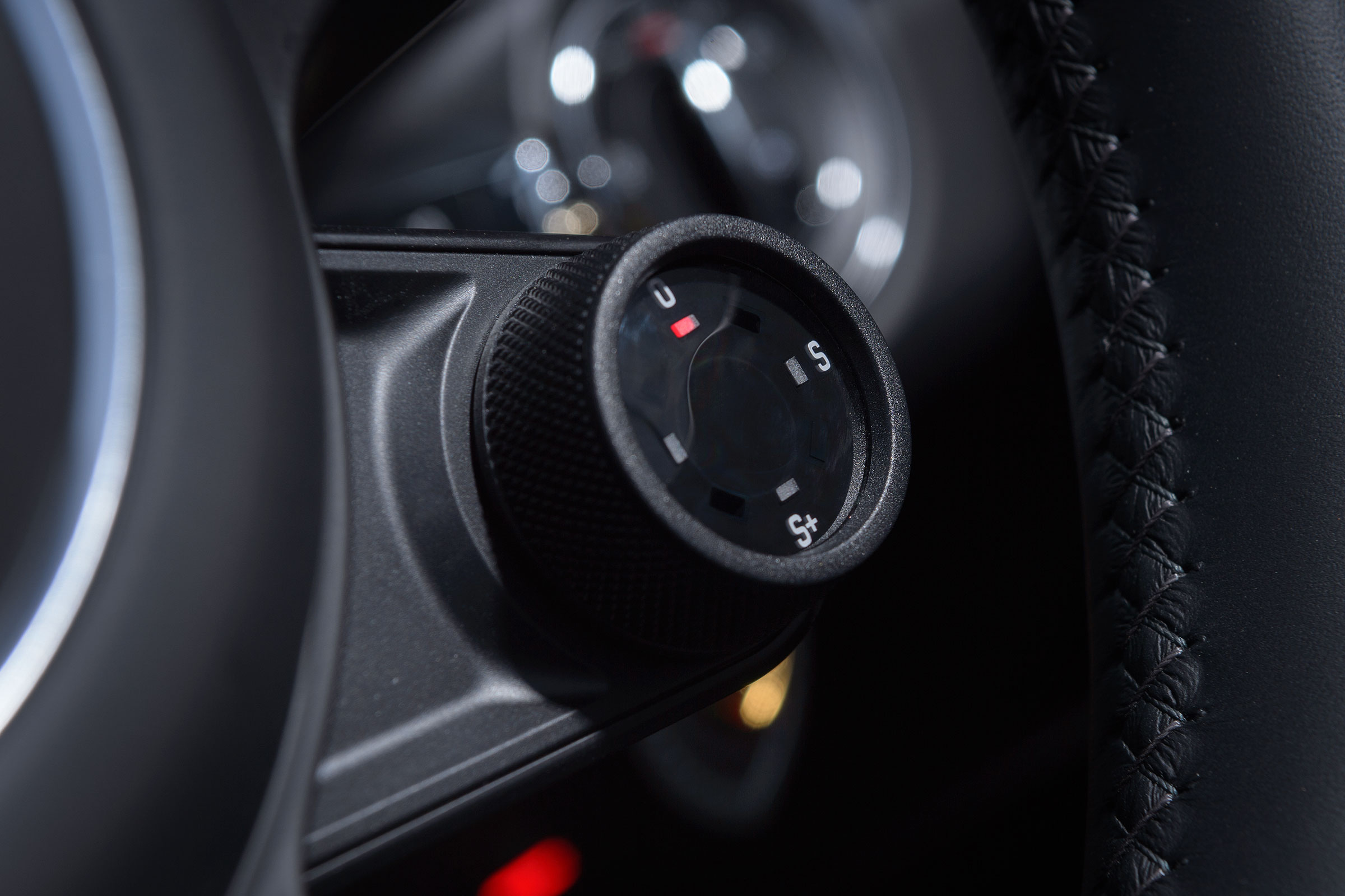 Porsche 718 Boxster steering wheel