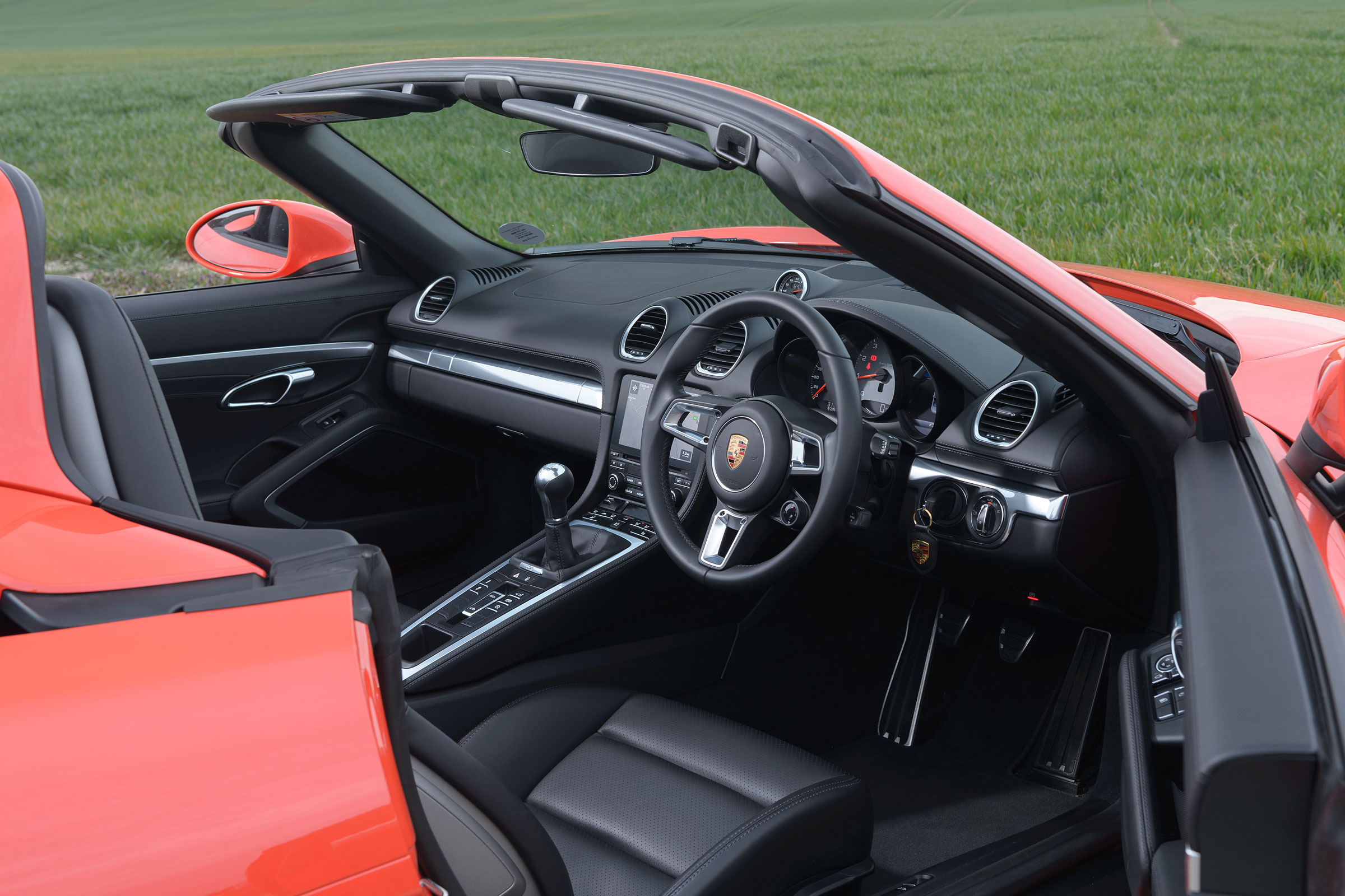 Porsche 718 Boxster interior