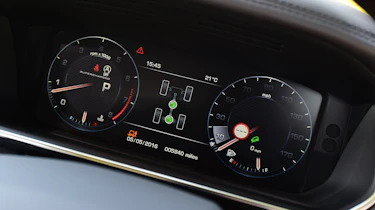 Range Rover - dials