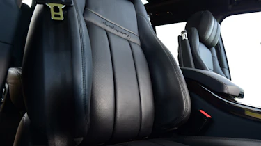 Range Rover - seat detail