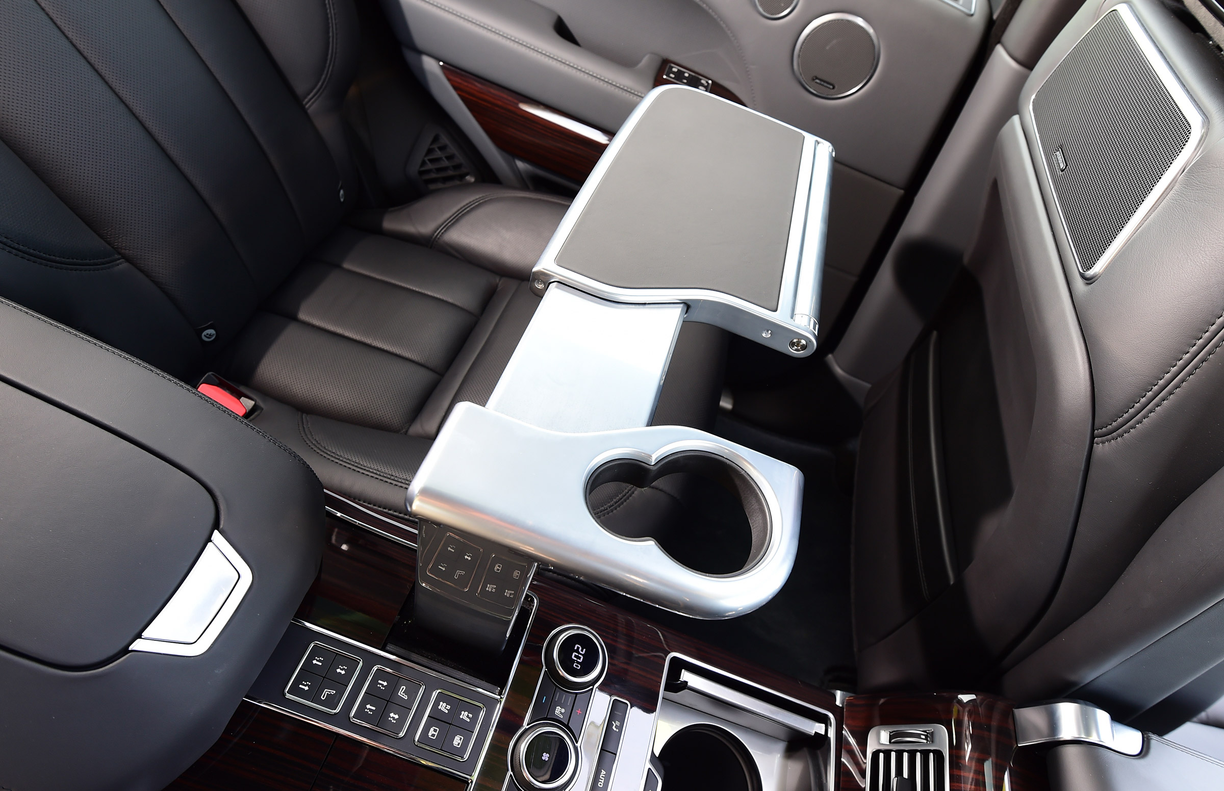 Range Rover - rear seats options