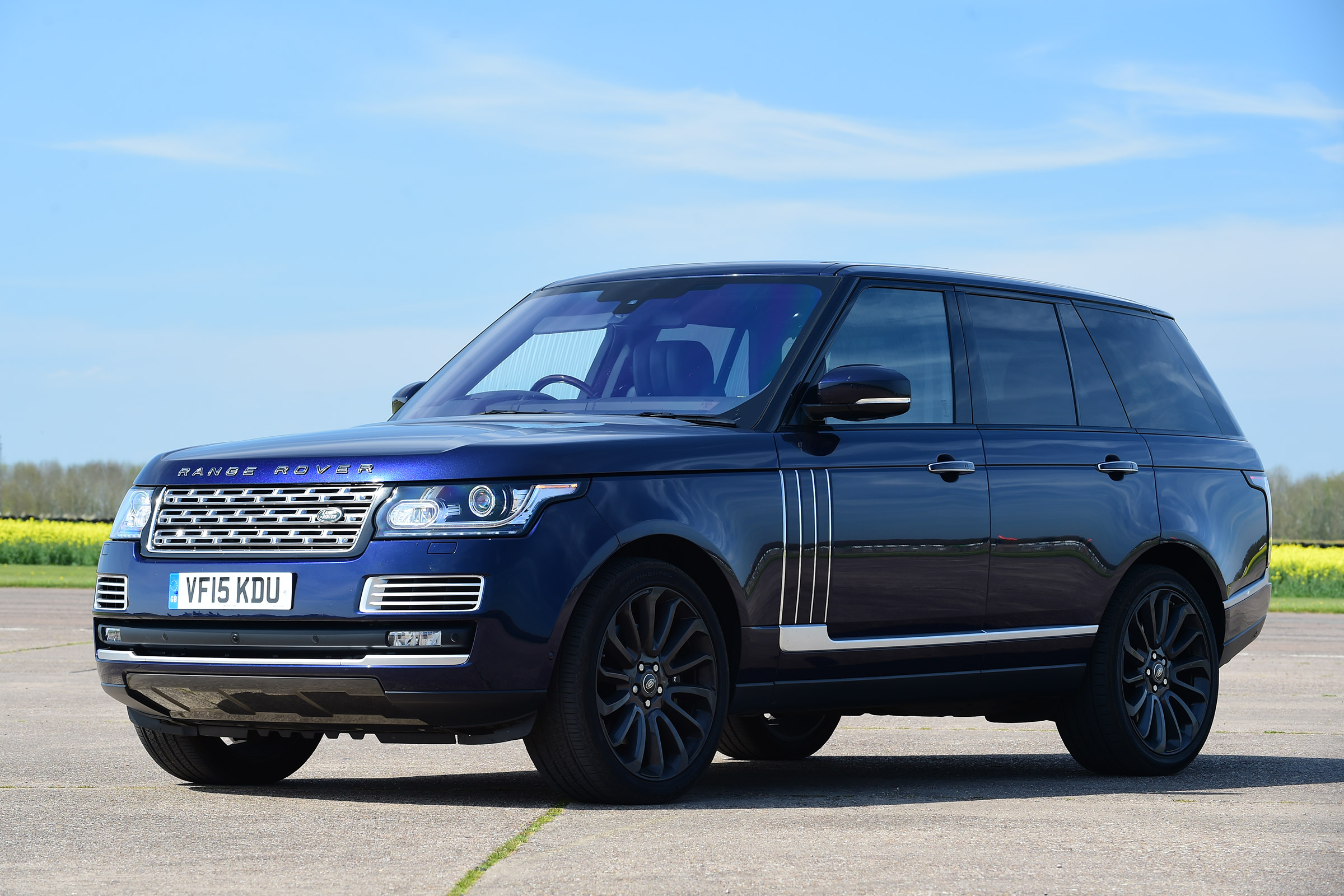 Range Rover - front static