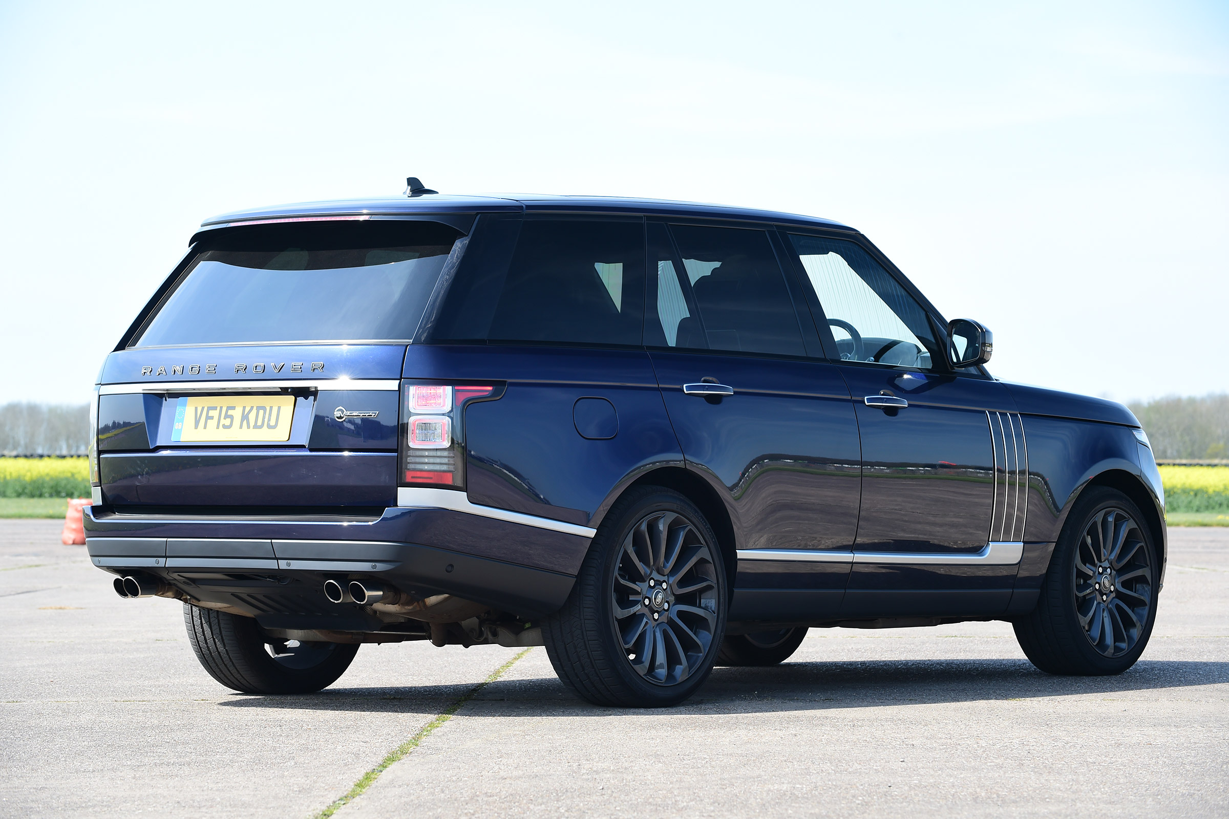 Range Rover - rear static