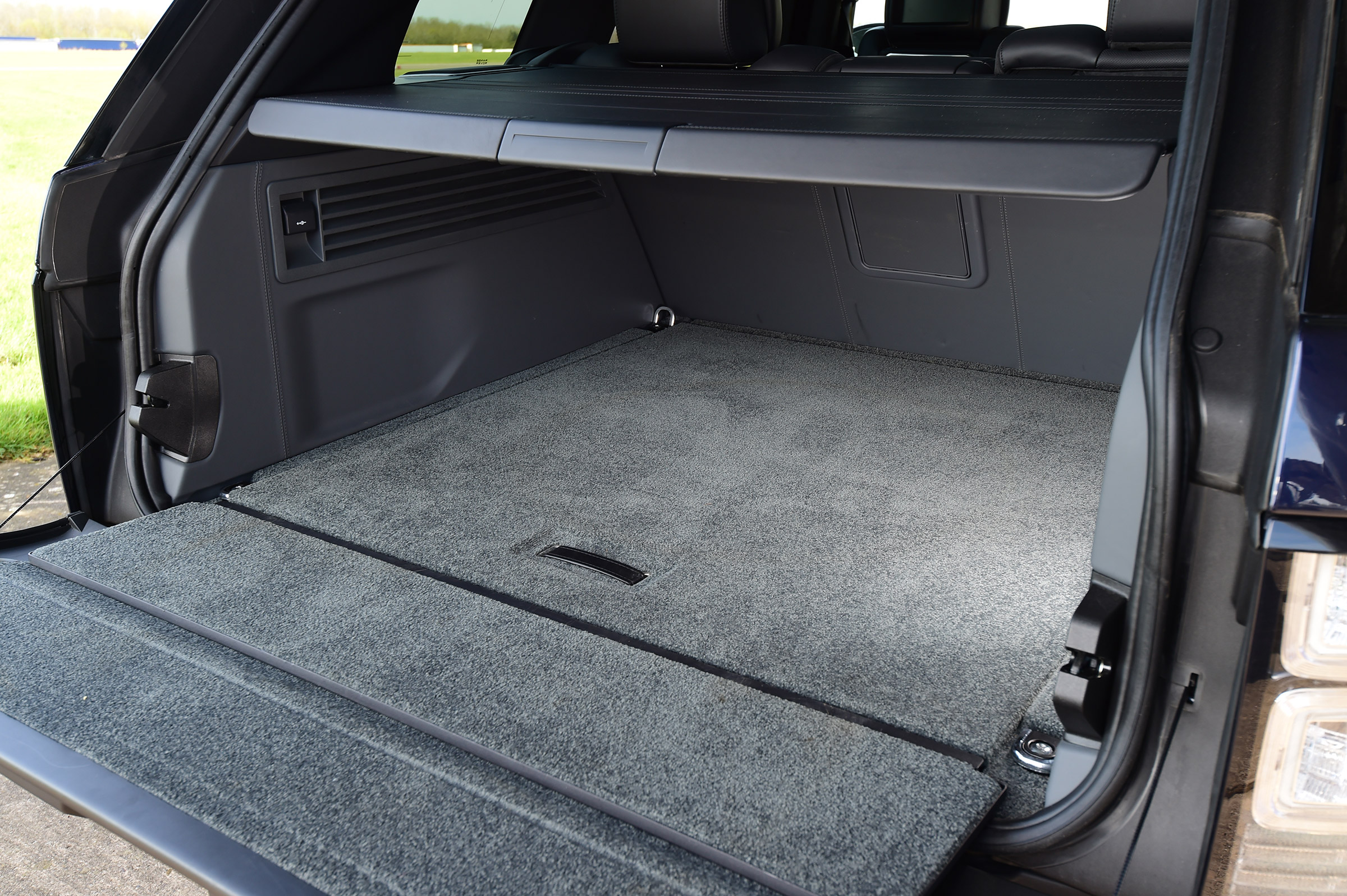 Range Rover - boot