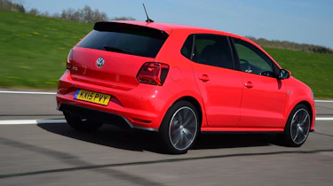 SEAT Ibiza Cupra vs VW Polo GTI - rear tracking