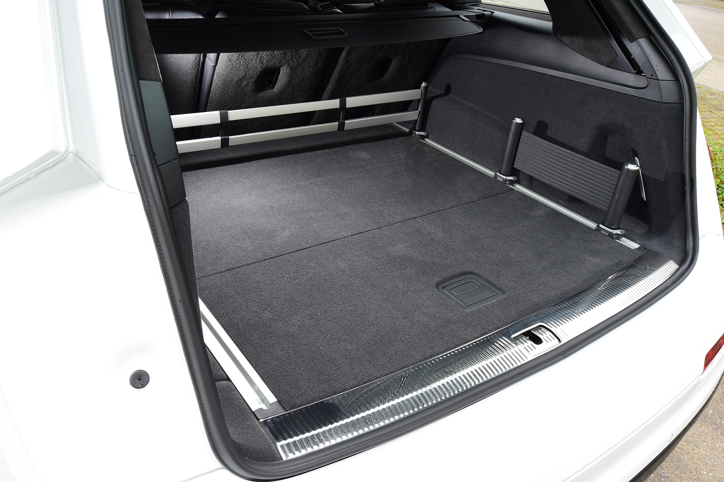 Audi SQ7 - boot