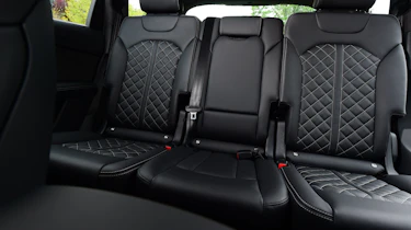 Audi SQ7 - back seats