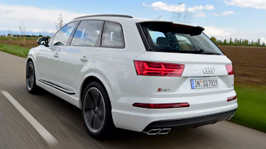 Audi SQ7 - rear white