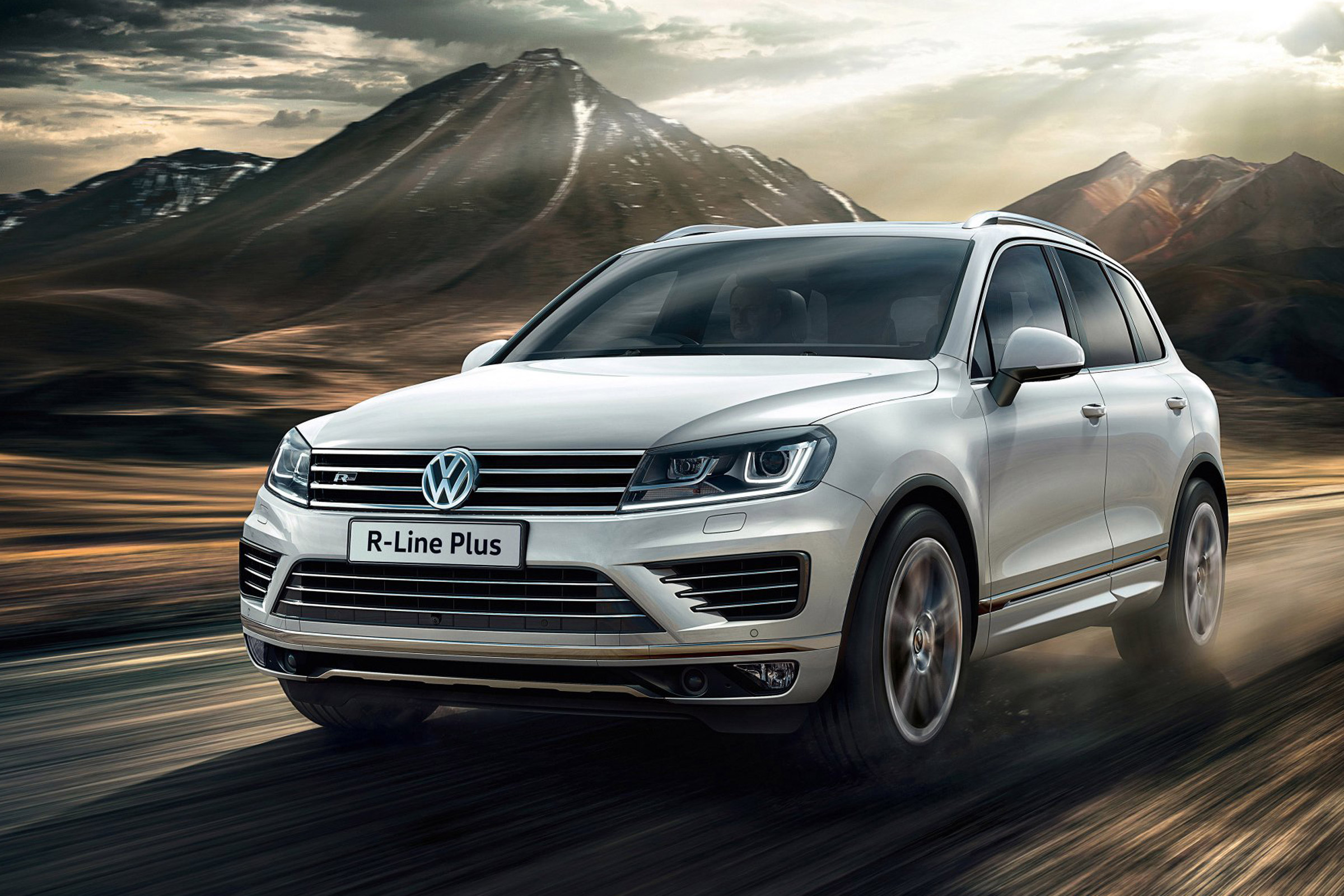 VW Touareg R-Line Plus