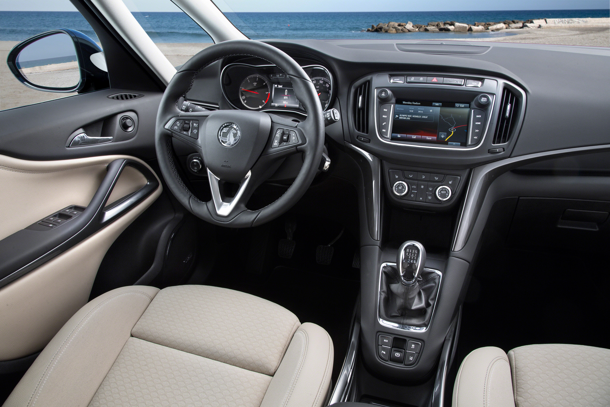 New Vauxhall Zafira Tourer 2016 - interior