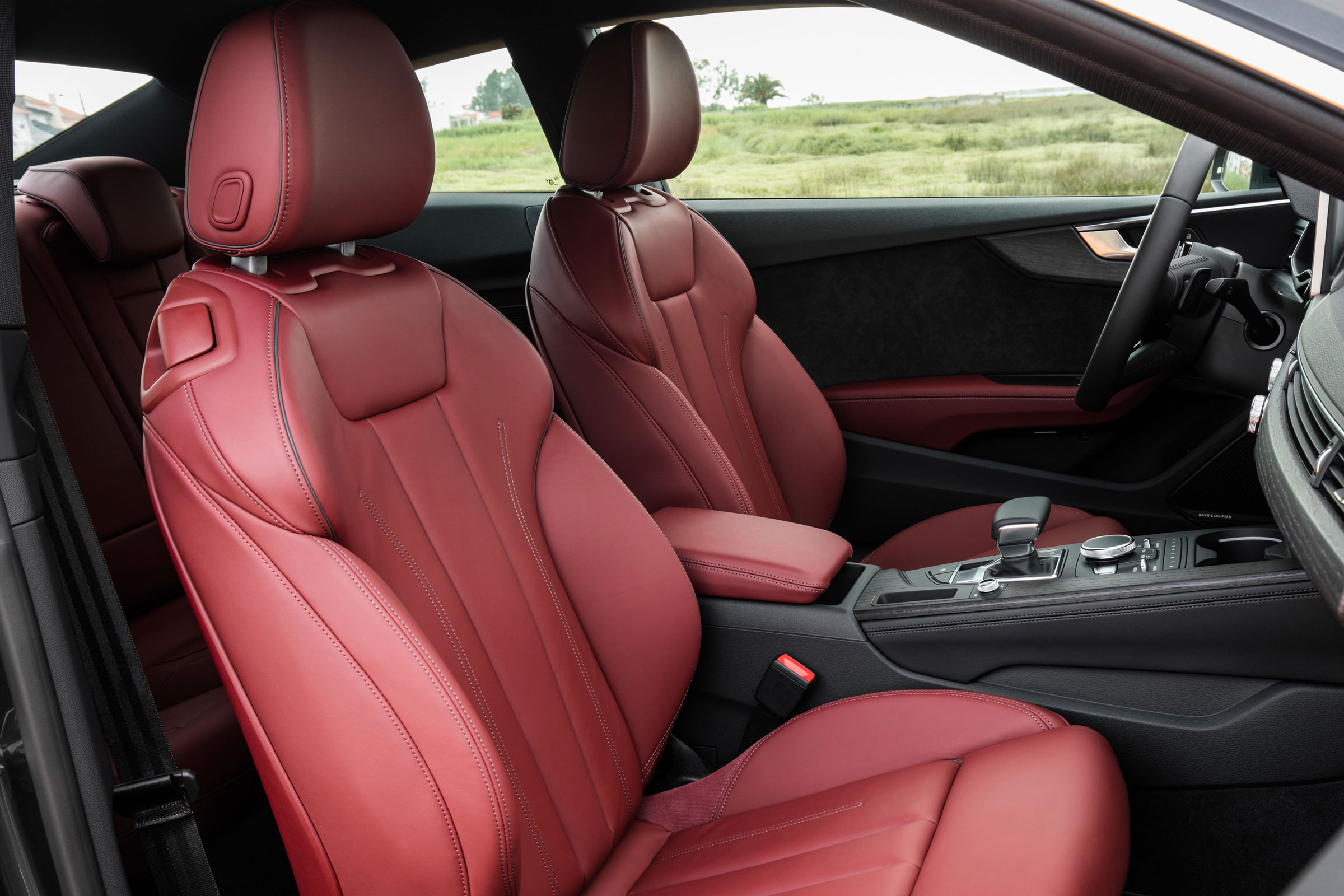 Audi A5 Coupe 2016 - seats