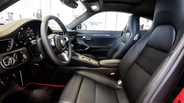 Porsche 911 Endurance Racing Edition - interior