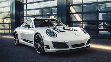 Porsche 911 Endurance Racing Edition - front quarter