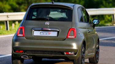 Fiat 500S 2016 - rear