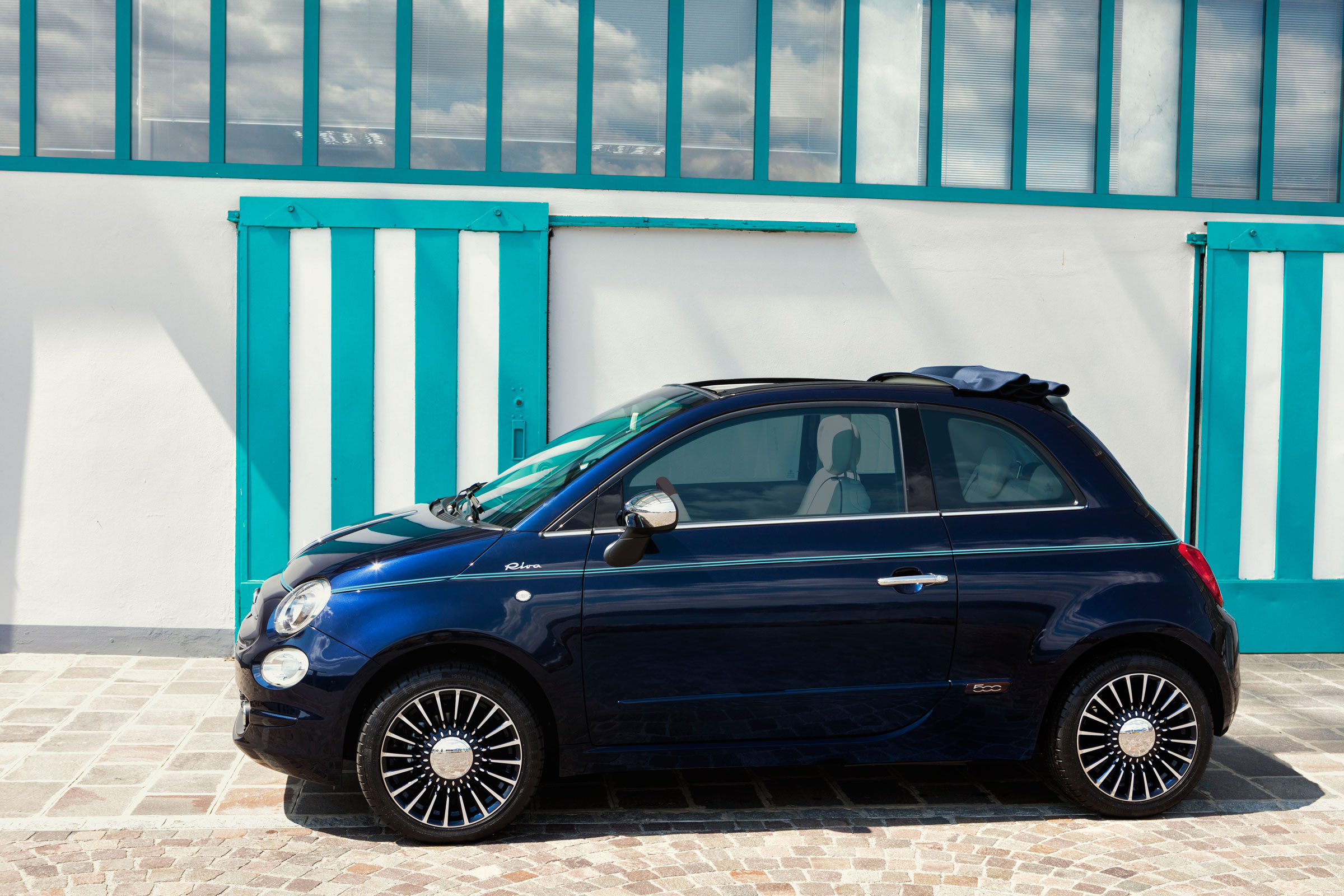 Fiat 500 Riva - side