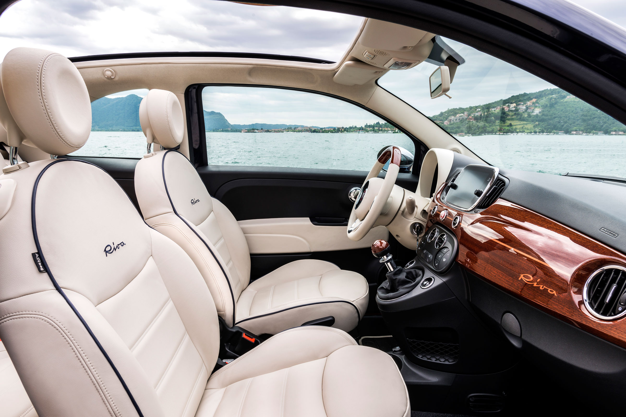 Fiat 500 Riva - interior 4