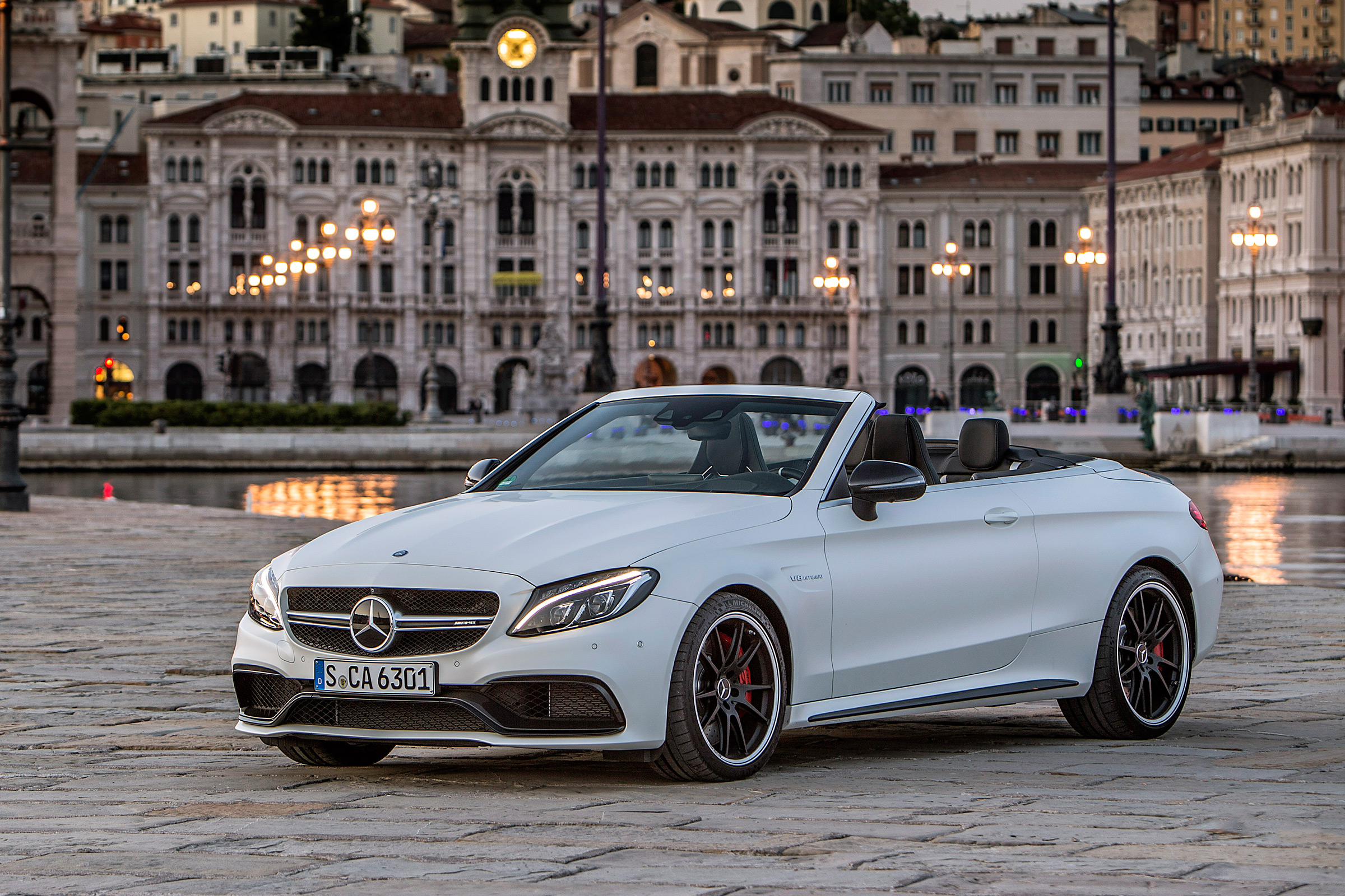 Mercedes C 63 AMG S Cabriolet 2016 - front quarter