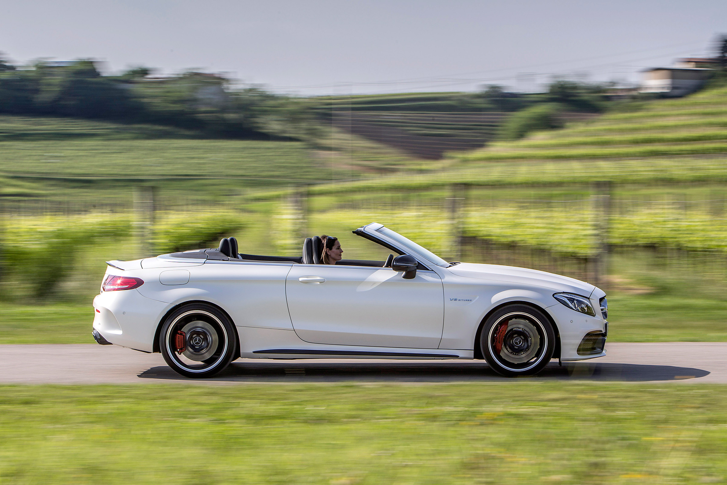 Mercedes C 63 AMG S Cabriolet 2016 - side tracking