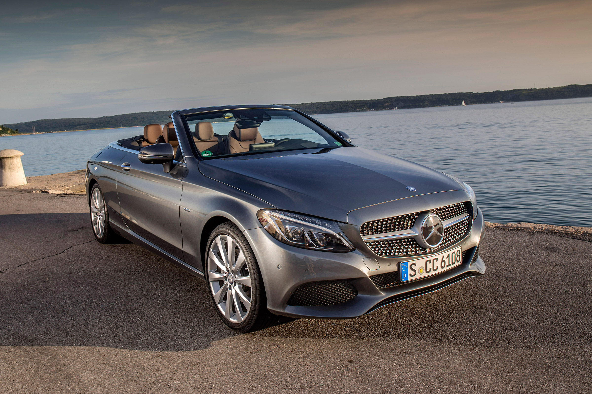 Mercedes C-Class Cabriolet - front static