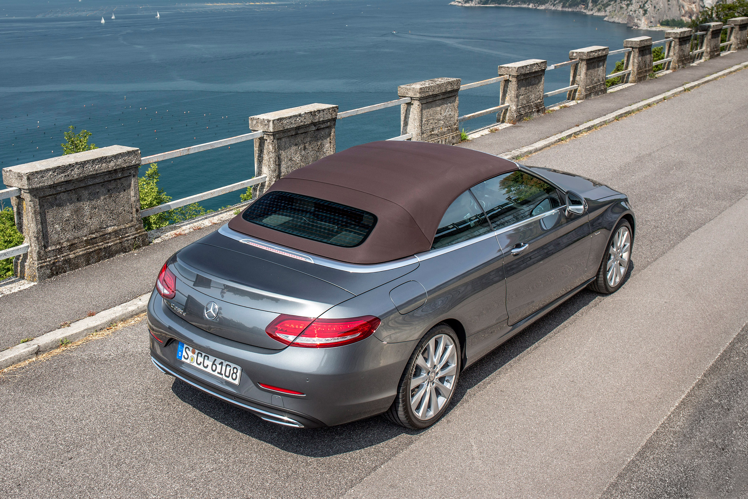 Mercedes C-Class Cabriolet - action roof up