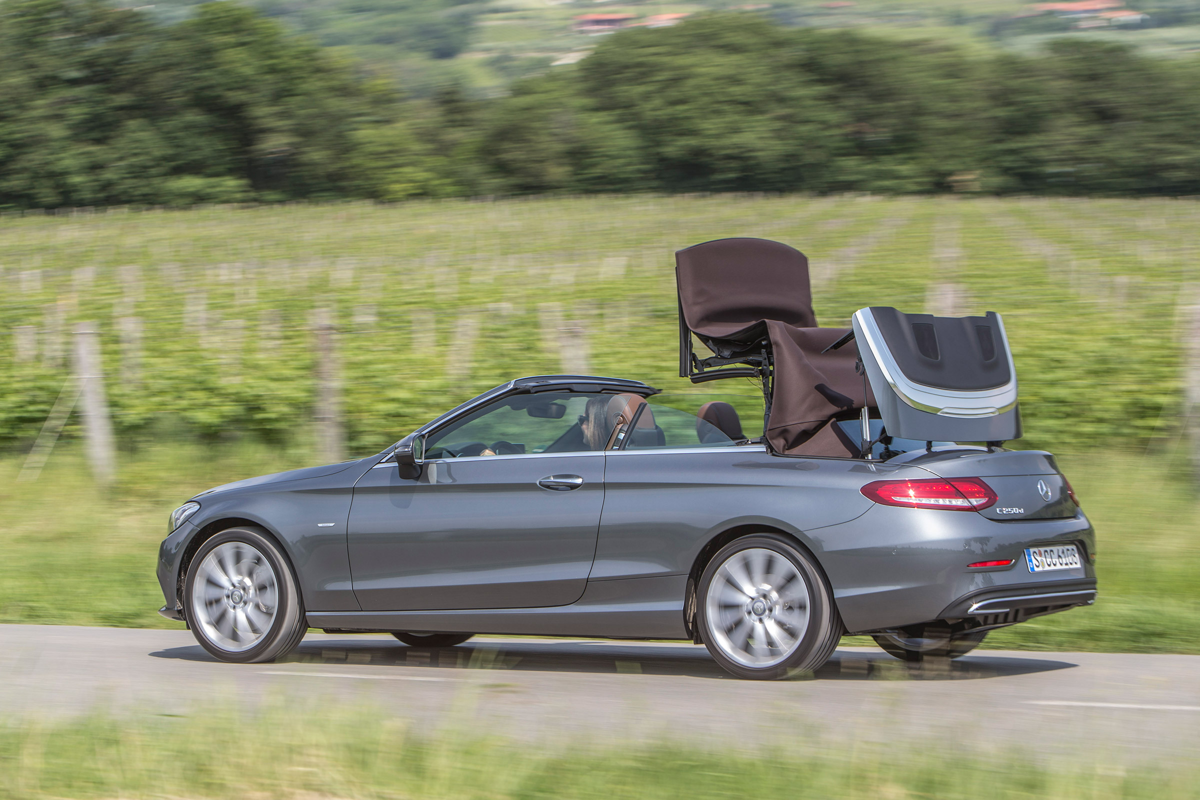 Mercedes C-Class Cabriolet - action raising roof
