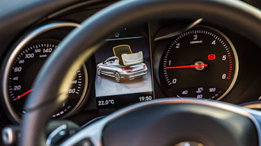 Mercedes C-Class Cabriolet - dials raising roof