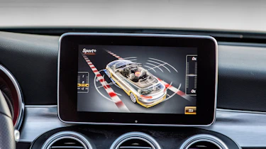 Mercedes C-Class Cabriolet - screen information