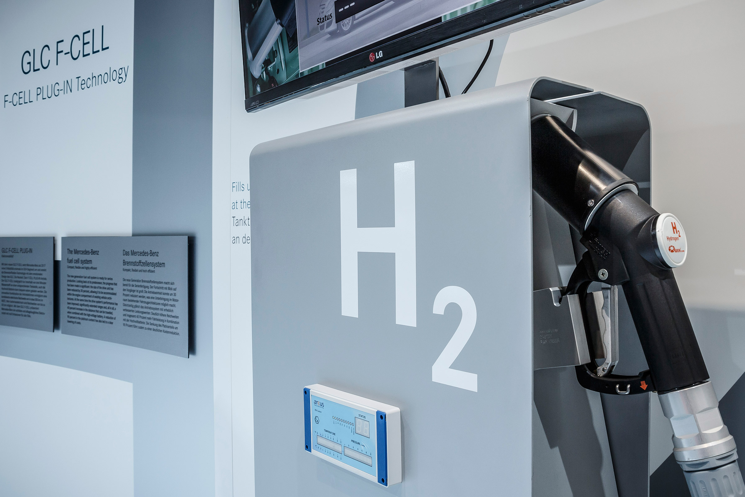 Mercedes GLC F-Cell plug-in - H2