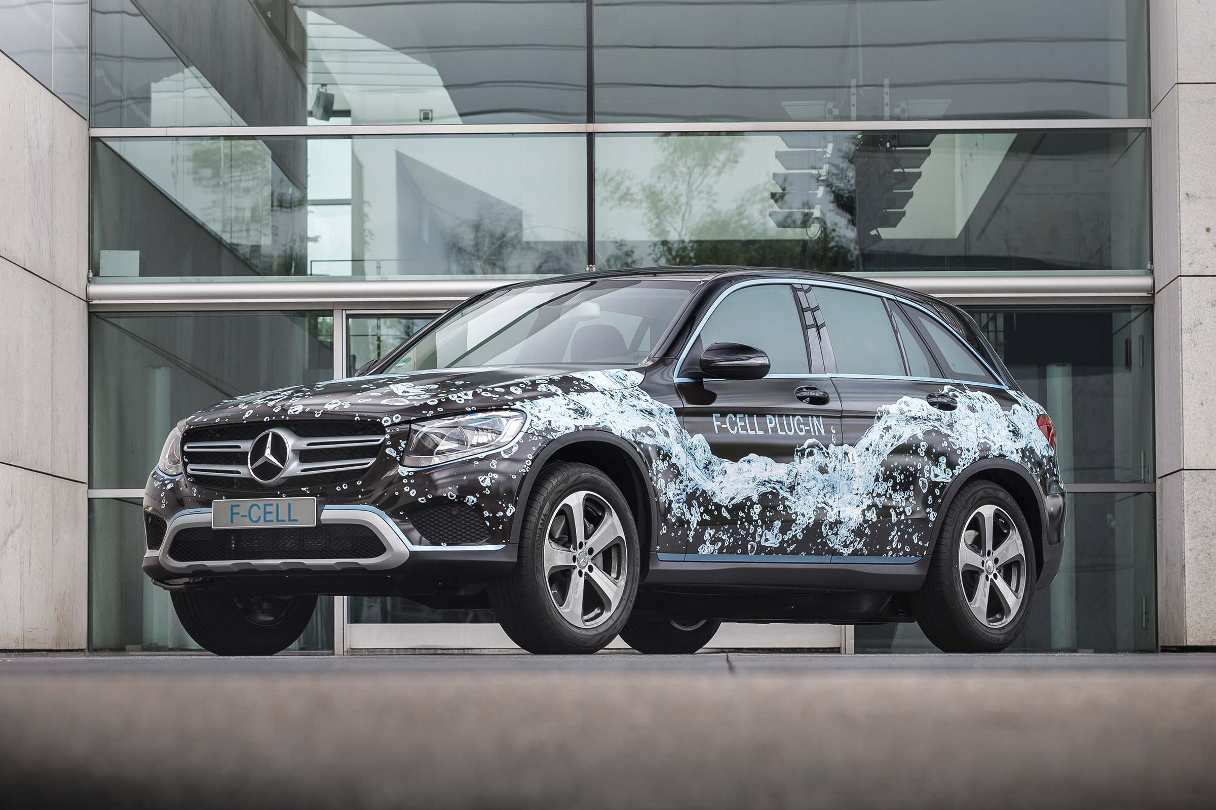 Mercedes GLC F-Cell plug-in - side static