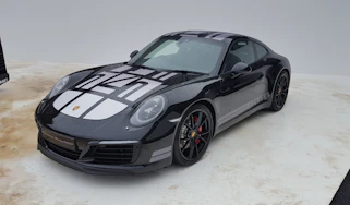 Porsche 911 Endurance Racing Edition - Goodwood front three quarter