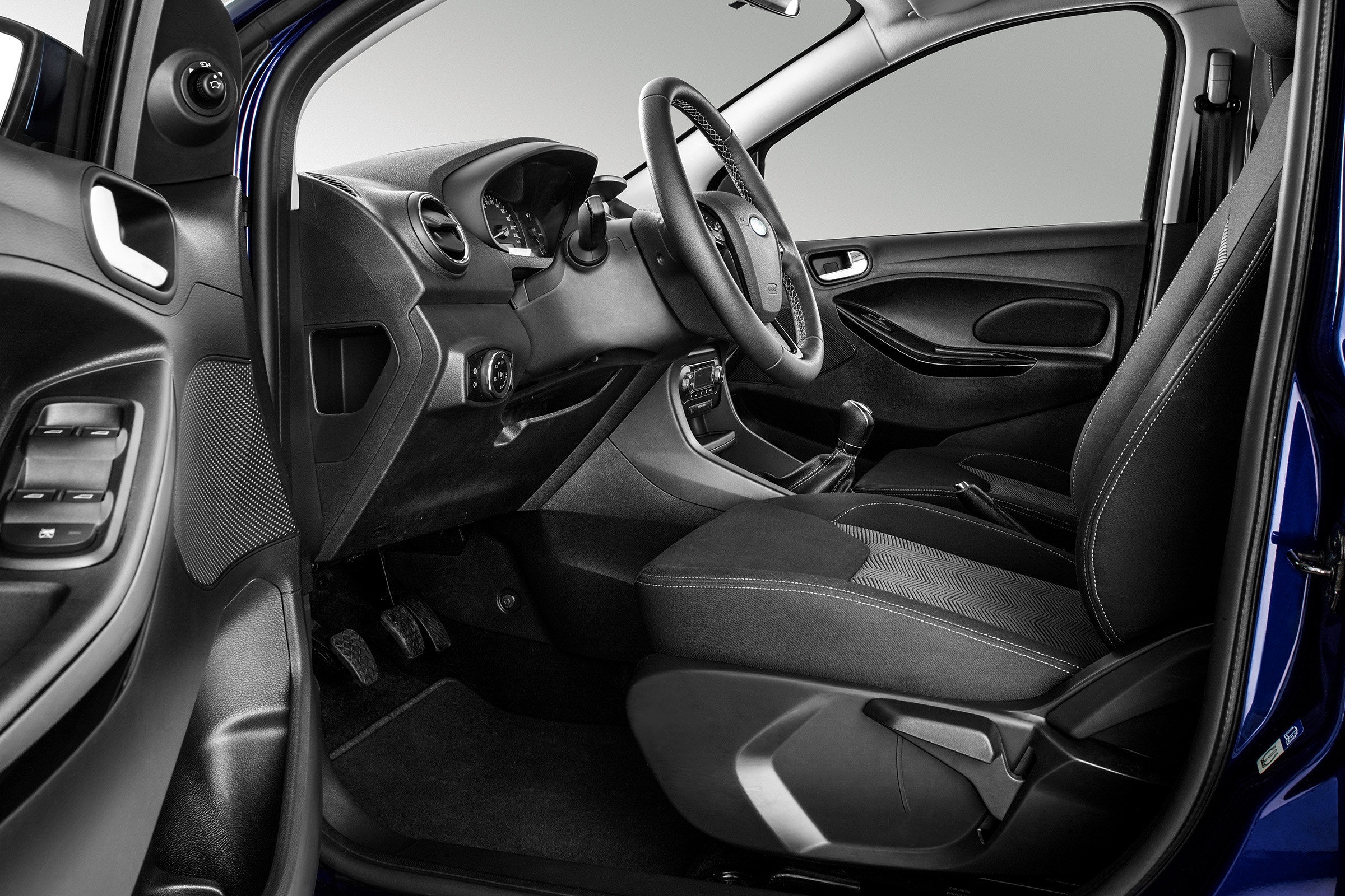 Ford Ka+ - interior