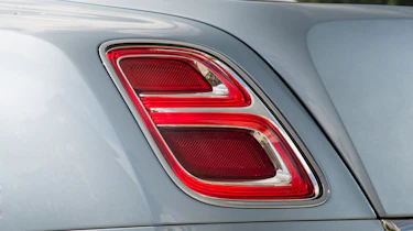 Bentley Mulsanne 2016 - taillight