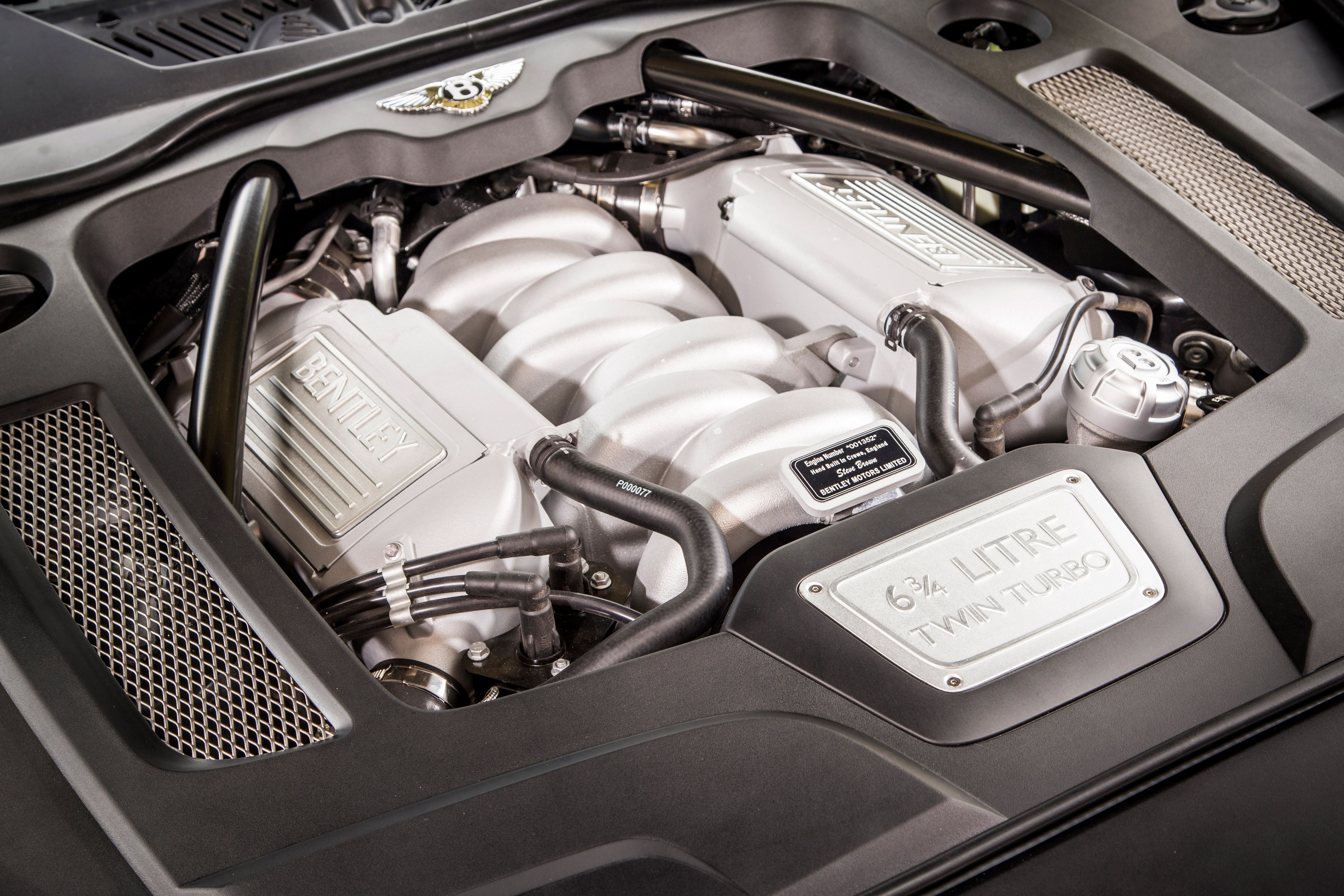 Bentley Mulsanne 2016 - engine