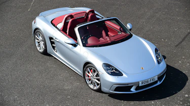 Convertible megatest - Porsche 718 Boxster - front above