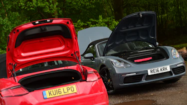 Porsche 718 Boxster vs Audi TTS Roadster -