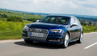 Audi S4 Avant 2016 - front tracking