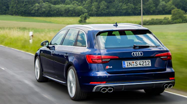 Audi S4 Avant 2016 - rear tracking