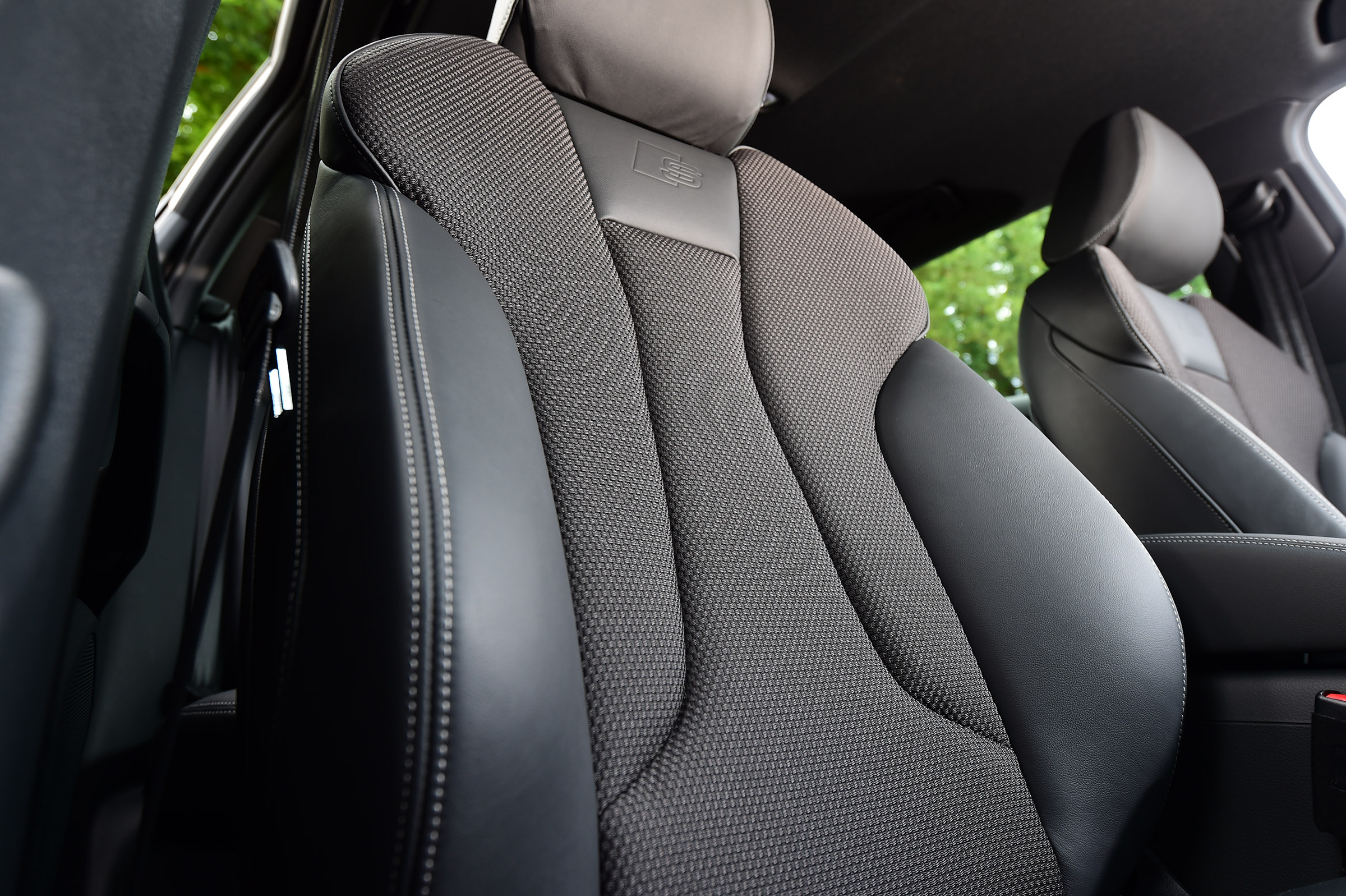 Audi A3 Sportback 2.0 TDI - front seat