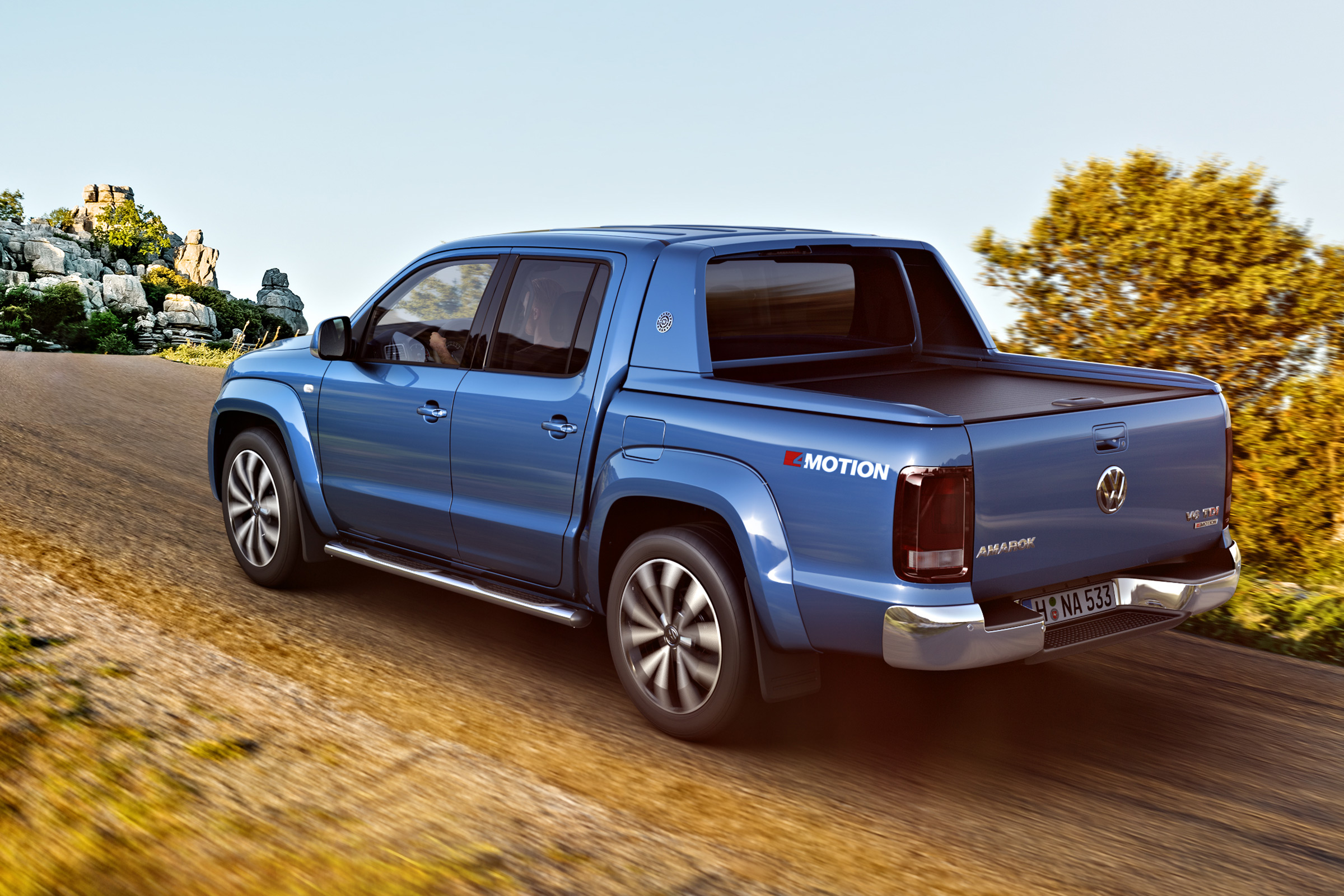 Volkswagen Amarok V6 - rear tracking