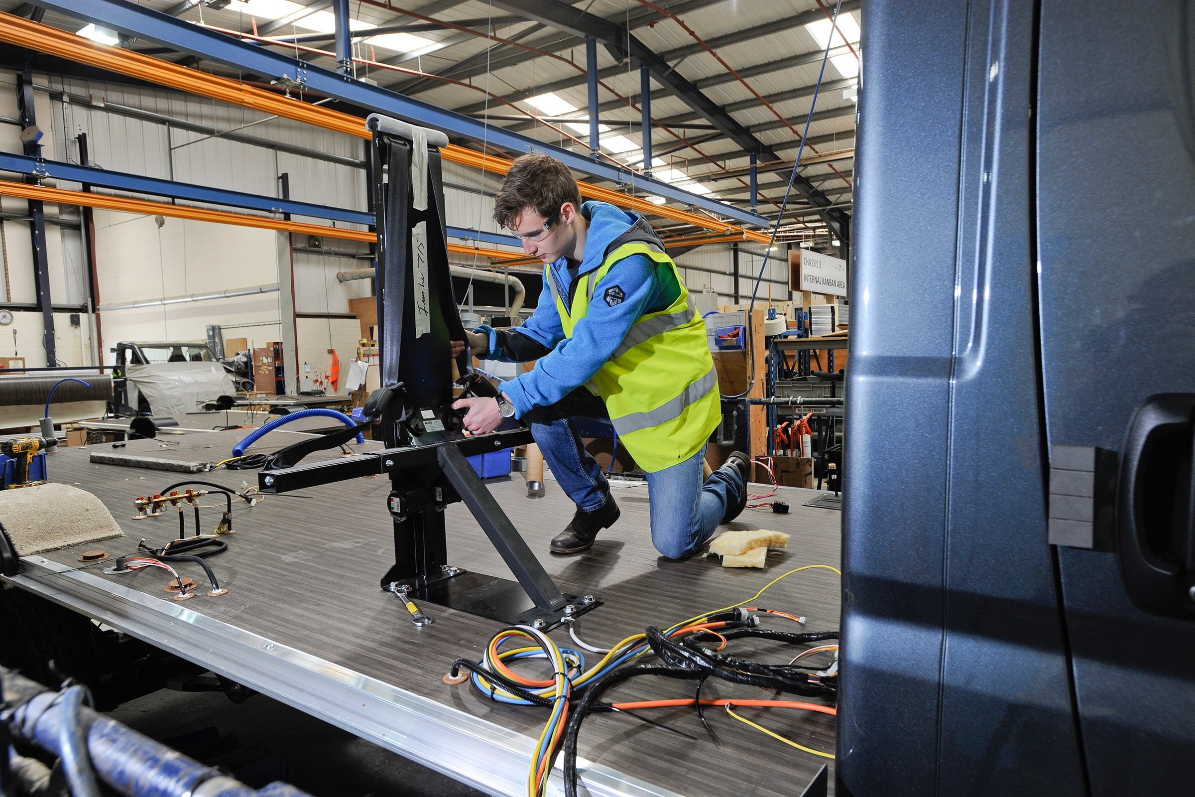 Making a motorhome - chassis