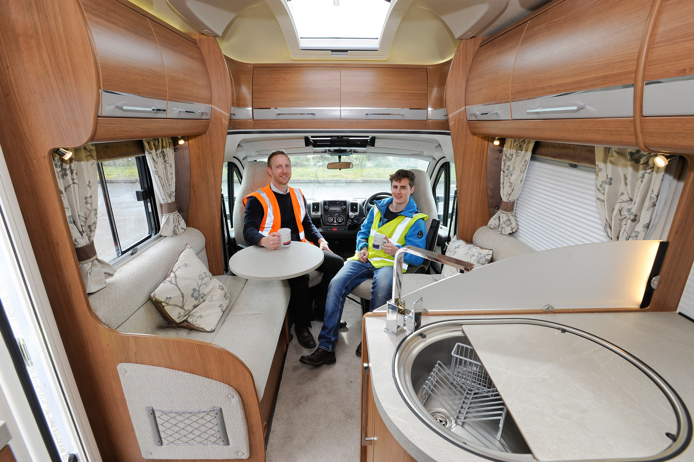 Making a motorhome - inside front lounge