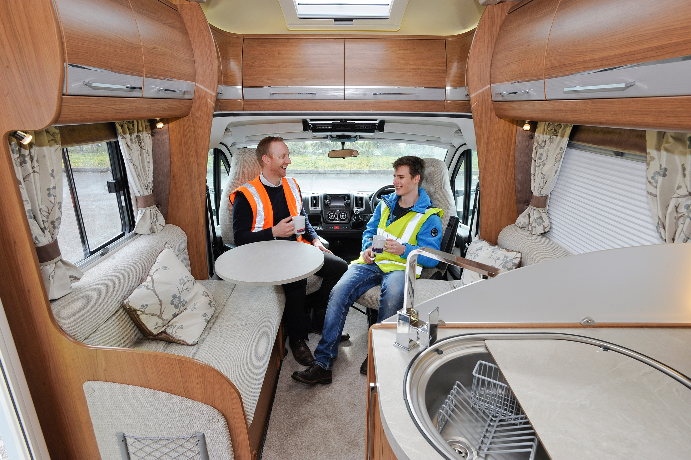 Making a motorhome - inside front lounge