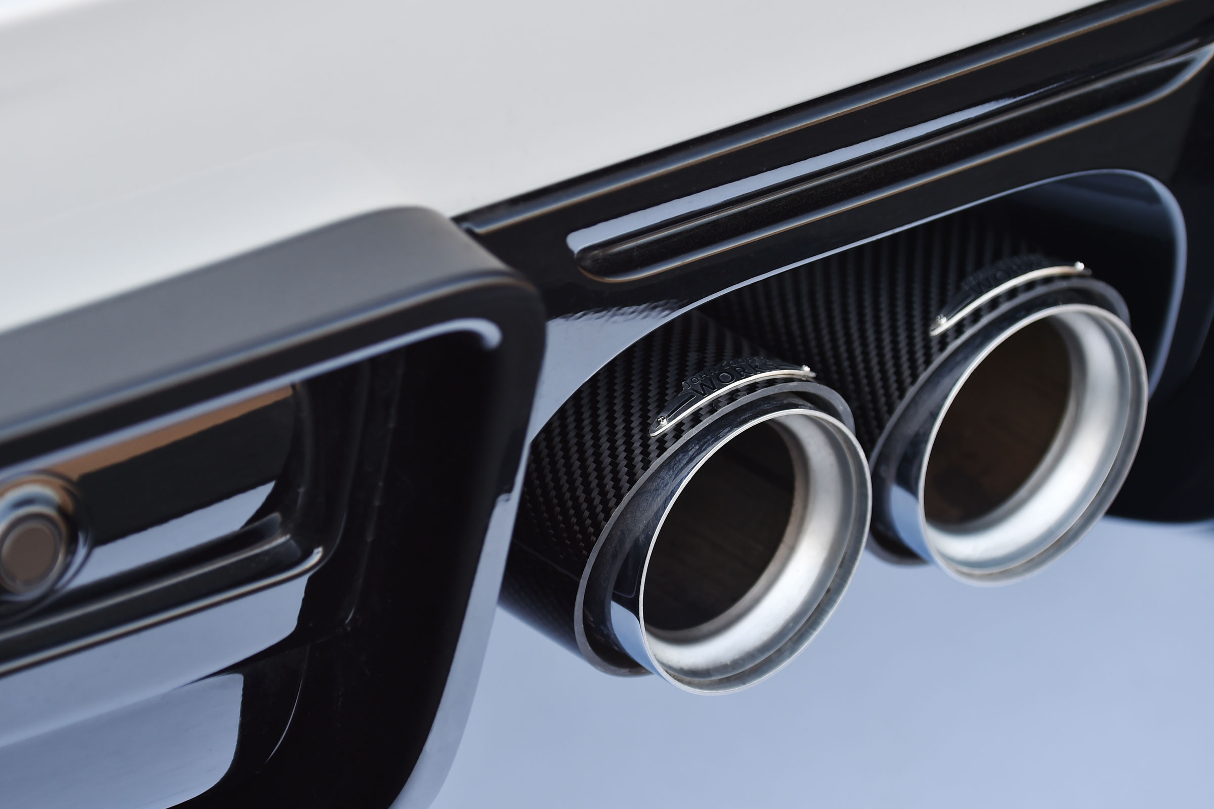 MINI John Cooper Works Challenge - exhausts