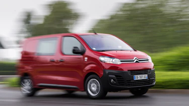 Citroen Dispatch - front tracking