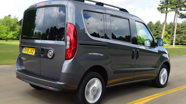 Fiat Doblo 2016 - rear tracking