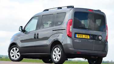 Fiat Doblo 2016 - rear quarter