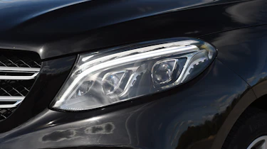 Mercedes GLE - front light detail