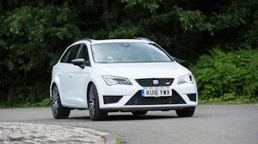 SEAT Leon Cupra ST 290 - front cornering