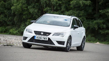 SEAT Leon Cupra ST 290 - front driving